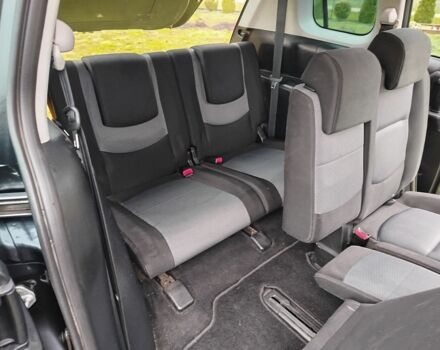 Серый Мазда 5, объемом двигателя 2 л и пробегом 188 тыс. км за 3950 $, фото 19 на Automoto.ua