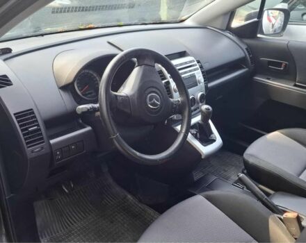 Серый Мазда 5, объемом двигателя 2 л и пробегом 3 тыс. км за 1950 $, фото 4 на Automoto.ua
