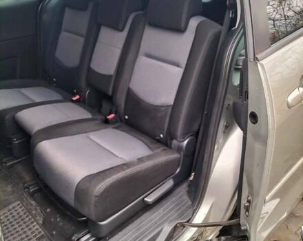 Сірий Мазда 5, об'ємом двигуна 2 л та пробігом 295 тис. км за 4000 $, фото 17 на Automoto.ua