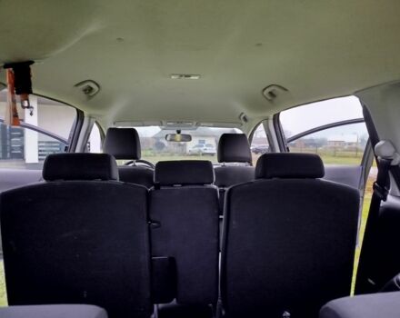 Серый Мазда 5, объемом двигателя 2 л и пробегом 188 тыс. км за 3950 $, фото 16 на Automoto.ua