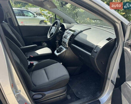 Сірий Мазда 5, об'ємом двигуна 2 л та пробігом 271 тис. км за 4900 $, фото 10 на Automoto.ua