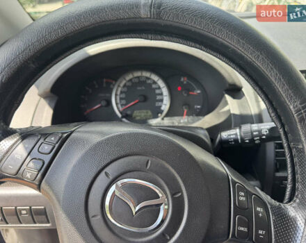 Сірий Мазда 5, об'ємом двигуна 2 л та пробігом 271 тис. км за 4900 $, фото 16 на Automoto.ua