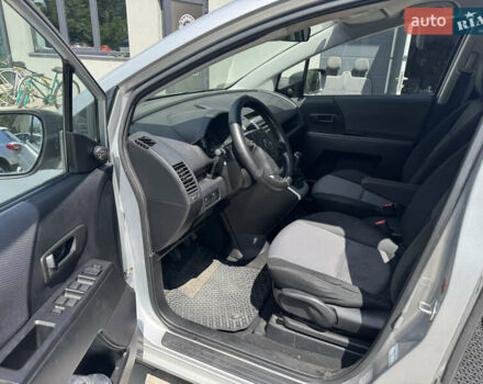 Сірий Мазда 5, об'ємом двигуна 2 л та пробігом 271 тис. км за 4900 $, фото 13 на Automoto.ua