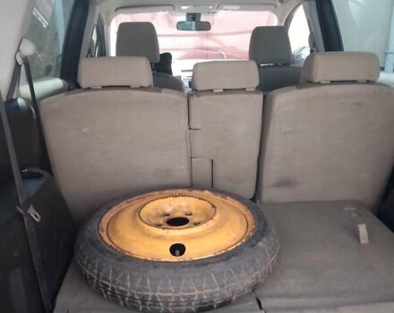 Серый Мазда 5, объемом двигателя 2 л и пробегом 354 тыс. км за 4200 $, фото 5 на Automoto.ua