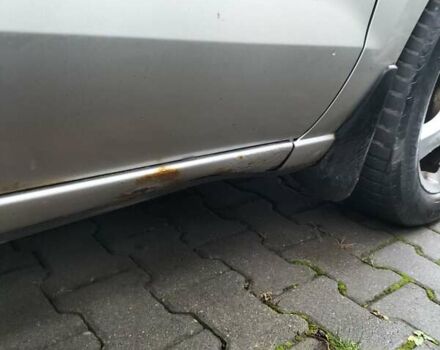 Сірий Мазда 5, об'ємом двигуна 2 л та пробігом 295 тис. км за 4000 $, фото 9 на Automoto.ua