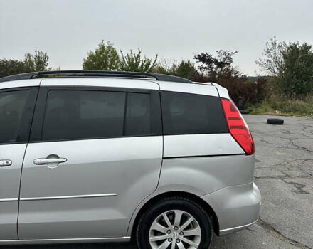 Серый Мазда 5, объемом двигателя 2 л и пробегом 211 тыс. км за 5680 $, фото 6 на Automoto.ua
