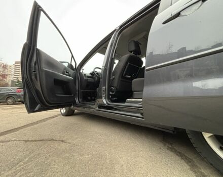 Серый Мазда 5, объемом двигателя 2 л и пробегом 236 тыс. км за 3300 $, фото 12 на Automoto.ua