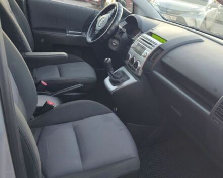 Сірий Мазда 5, об'ємом двигуна 2 л та пробігом 316 тис. км за 4900 $, фото 5 на Automoto.ua
