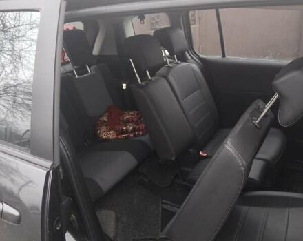 Серый Мазда 5, объемом двигателя 2 л и пробегом 163 тыс. км за 6500 $, фото 2 на Automoto.ua