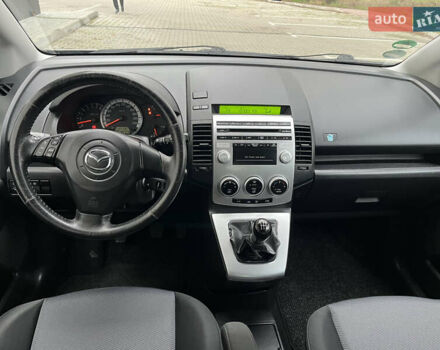 Серый Мазда 5, объемом двигателя 2 л и пробегом 205 тыс. км за 6500 $, фото 19 на Automoto.ua