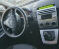 Сірий Мазда 5, об'ємом двигуна 2 л та пробігом 316 тис. км за 4900 $, фото 4 на Automoto.ua