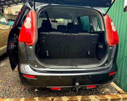 Серый Мазда 5, объемом двигателя 2 л и пробегом 174 тыс. км за 6550 $, фото 2 на Automoto.ua