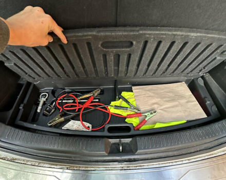 Сірий Мазда 5, об'ємом двигуна 2.01 л та пробігом 228 тис. км за 4950 $, фото 8 на Automoto.ua