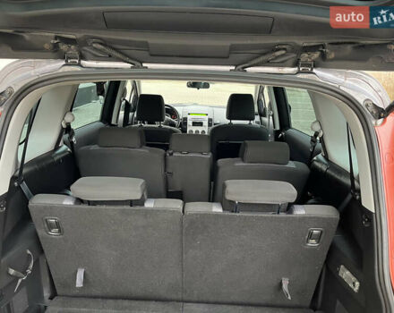 Серый Мазда 5, объемом двигателя 2 л и пробегом 205 тыс. км за 6500 $, фото 14 на Automoto.ua