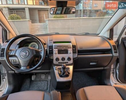 Серый Мазда 5, объемом двигателя 1.8 л и пробегом 236 тыс. км за 5499 $, фото 51 на Automoto.ua