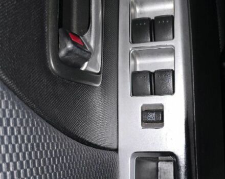 Сірий Мазда 5, об'ємом двигуна 2 л та пробігом 316 тис. км за 4900 $, фото 15 на Automoto.ua