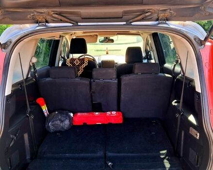 Серый Мазда 5, объемом двигателя 2 л и пробегом 347 тыс. км за 3999 $, фото 6 на Automoto.ua