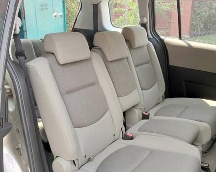 Серый Мазда 5, объемом двигателя 1.8 л и пробегом 213 тыс. км за 5548 $, фото 5 на Automoto.ua