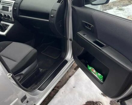 Сірий Мазда 5, об'ємом двигуна 1.8 л та пробігом 243 тис. км за 5400 $, фото 15 на Automoto.ua