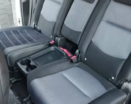 Сірий Мазда 5, об'ємом двигуна 2 л та пробігом 286 тис. км за 5400 $, фото 25 на Automoto.ua