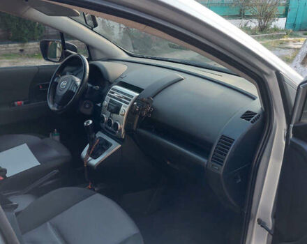 Серый Мазда 5, объемом двигателя 2 л и пробегом 277 тыс. км за 5500 $, фото 5 на Automoto.ua