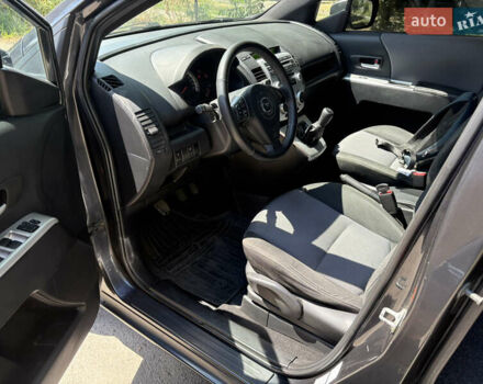 Серый Мазда 5, объемом двигателя 2 л и пробегом 255 тыс. км за 5800 $, фото 12 на Automoto.ua