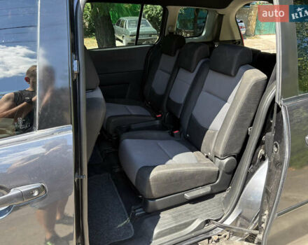 Серый Мазда 5, объемом двигателя 2 л и пробегом 255 тыс. км за 5800 $, фото 10 на Automoto.ua
