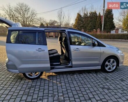 Серый Мазда 5, объемом двигателя 2 л и пробегом 200 тыс. км за 5400 $, фото 2 на Automoto.ua