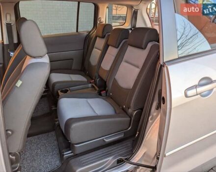 Серый Мазда 5, объемом двигателя 1.8 л и пробегом 236 тыс. км за 5499 $, фото 27 на Automoto.ua