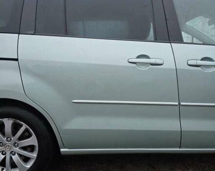 Серый Мазда 5, объемом двигателя 2 л и пробегом 286 тыс. км за 4300 $, фото 5 на Automoto.ua