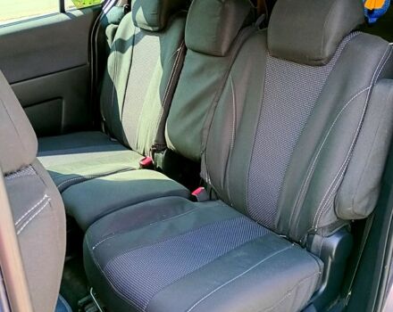 Серый Мазда 5, объемом двигателя 2 л и пробегом 330 тыс. км за 6000 $, фото 5 на Automoto.ua