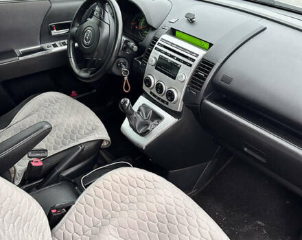 Серый Мазда 5, объемом двигателя 2 л и пробегом 211 тыс. км за 5680 $, фото 15 на Automoto.ua