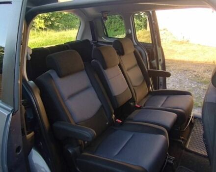 Сірий Мазда 5, об'ємом двигуна 2 л та пробігом 226 тис. км за 5000 $, фото 3 на Automoto.ua