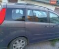 Серый Мазда 5, объемом двигателя 2 л и пробегом 260 тыс. км за 4500 $, фото 1 на Automoto.ua