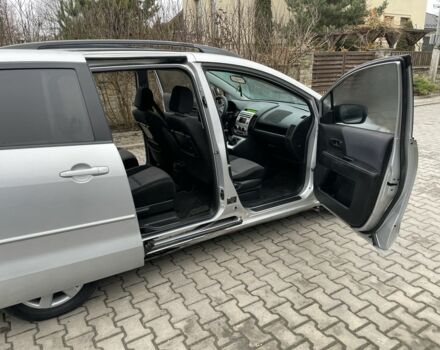 Серый Мазда 5, объемом двигателя 2 л и пробегом 240 тыс. км за 2999 $, фото 19 на Automoto.ua