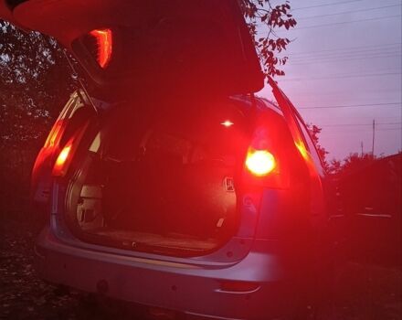 Сірий Мазда 5, об'ємом двигуна 2 л та пробігом 350 тис. км за 3400 $, фото 1 на Automoto.ua