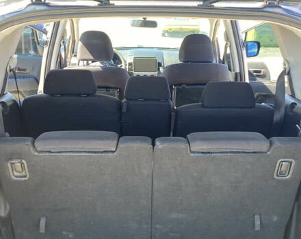 Сірий Мазда 5, об'ємом двигуна 2 л та пробігом 262 тис. км за 5100 $, фото 5 на Automoto.ua