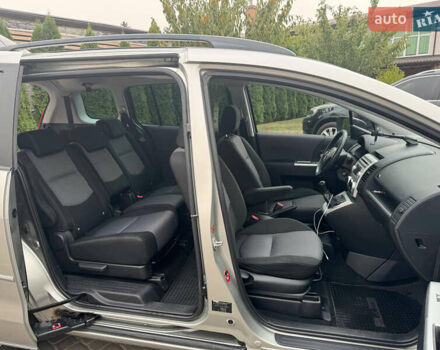 Серый Мазда 5, объемом двигателя 2 л и пробегом 210 тыс. км за 6800 $, фото 7 на Automoto.ua