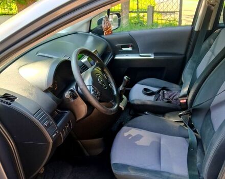 Серый Мазда 5, объемом двигателя 2 л и пробегом 347 тыс. км за 3999 $, фото 9 на Automoto.ua