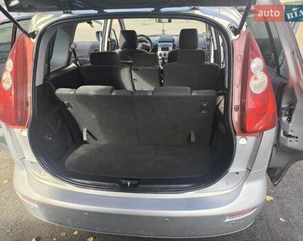 Серый Мазда 5, объемом двигателя 2 л и пробегом 295 тыс. км за 5650 $, фото 7 на Automoto.ua