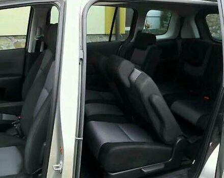 Сірий Мазда 5, об'ємом двигуна 2 л та пробігом 226 тис. км за 5500 $, фото 2 на Automoto.ua