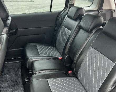 Серый Мазда 5, объемом двигателя 2 л и пробегом 377 тыс. км за 5500 $, фото 15 на Automoto.ua