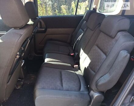 Сірий Мазда 5, об'ємом двигуна 2 л та пробігом 335 тис. км за 5000 $, фото 10 на Automoto.ua