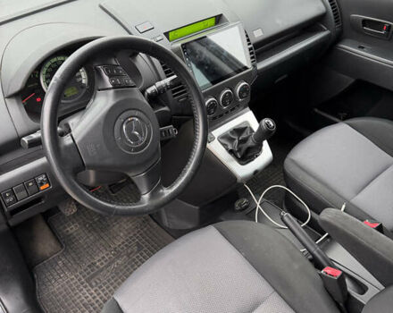 Сірий Мазда 5, об'ємом двигуна 1.8 л та пробігом 227 тис. км за 6600 $, фото 8 на Automoto.ua