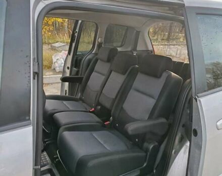 Сірий Мазда 5, об'ємом двигуна 1.8 л та пробігом 244 тис. км за 5100 $, фото 12 на Automoto.ua