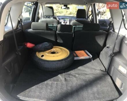 Серый Мазда 5, объемом двигателя 0 л и пробегом 418 тыс. км за 5500 $, фото 12 на Automoto.ua