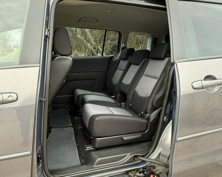 Сірий Мазда 5, об'ємом двигуна 1.8 л та пробігом 279 тис. км за 5300 $, фото 8 на Automoto.ua