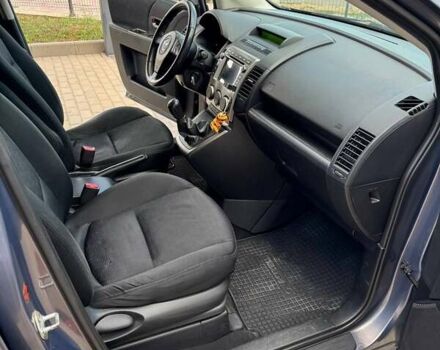 Сірий Мазда 5, об'ємом двигуна 2 л та пробігом 323 тис. км за 5200 $, фото 8 на Automoto.ua