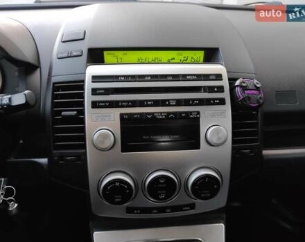 Серый Мазда 5, объемом двигателя 2 л и пробегом 255 тыс. км за 4999 $, фото 60 на Automoto.ua