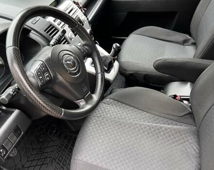 Серый Мазда 5, объемом двигателя 2 л и пробегом 244 тыс. км за 6500 $, фото 3 на Automoto.ua